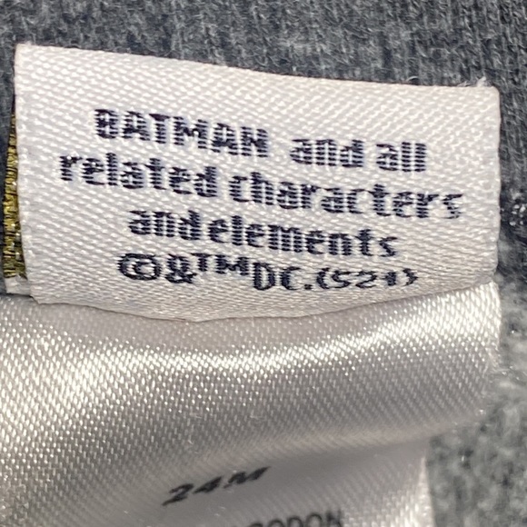 Batman Boys T-Shirt and Sweats Combo Cotton Polyester Blend Size 24 Months - Picture 9 of 11